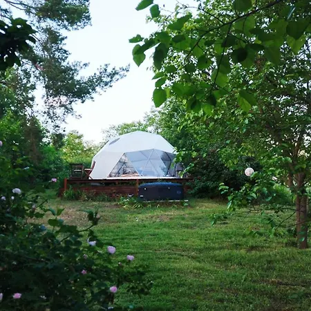 בית נופש Stargazer Dome At Balaton